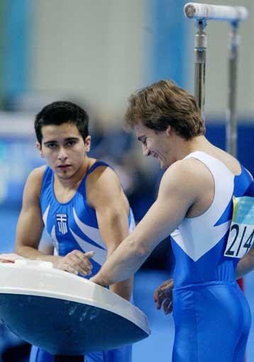 «Μαγική» ελληνική πεντάδα στους τελικούς του Ευρωπαϊκού της ενόργανης