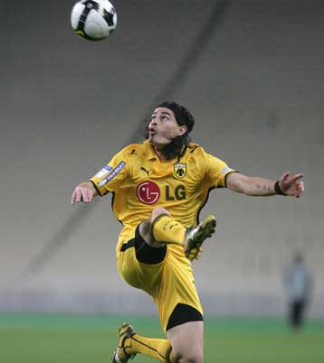 Ο Μπλάνκο θέλει να μείνει και η ΑΕΚ δεν πουλάει τον παίκτη