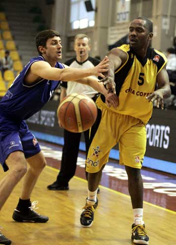 Επικράτηση του Αμαρουσίου επί της Καβάλας με Κις για… φίλημα