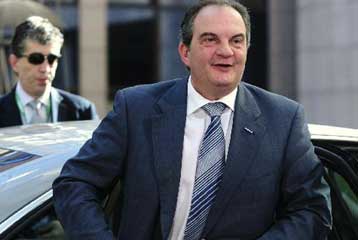 Στην Πράγα ο πρωθυπουργός για τη Σύνοδο Κορυφής ΕΕ-ΗΠΑ