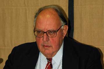 Υπέρ της απέλασης μεταναστών ο Θ.Πάγκαλος – Μαίνεται ο πόλεμος του με την Αριστερά