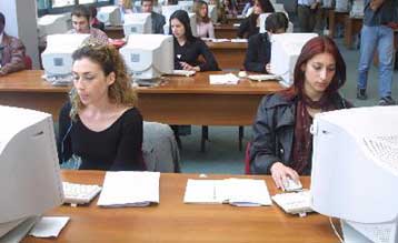 Μικρά περιθώρια «περιόδου χάριτος» δίνει η Κομισιόν για τα όρια συνταξιοδότησης