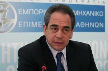 Στο κόκκινο 38.000 επιχειρήσεις στην Ελλάδα, σε μία κλωστή 200.000 θέσεις εργασίας