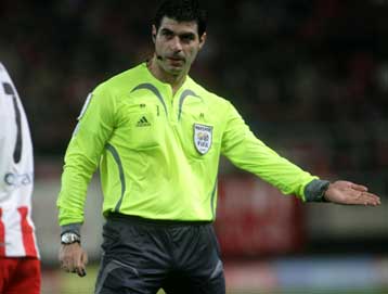 O Kαστανίδης «σφυρίζει» στις Σέρρες και ο Δαλούκας στο Καραϊσκάκη