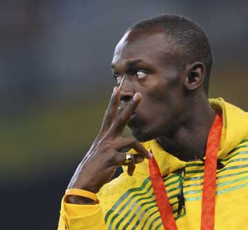 Ο Ουσέιν Μπολτ συμβουλεύει τον Κριστιάνο Ρονάλντο «να σταματήσει το… θέατρο»