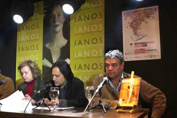 Οι μικρές λίστες υποψηφίων για τα λογοτεχνικά βραβεία του περιοδικού Διαβάζω