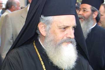 Στην αντεπίθεση πέρασε ο μητροπολίτης πρώην Αττικής Παντελεήμων