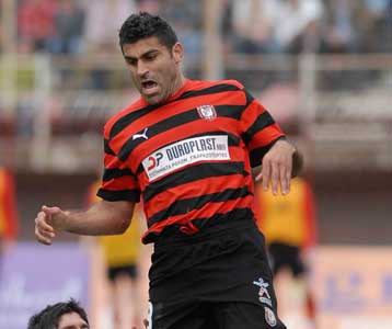 Τρεις μήνες αποκλεισμός για τους παίκτες της Παναχαϊκής που μήνυσαν διαιτητή