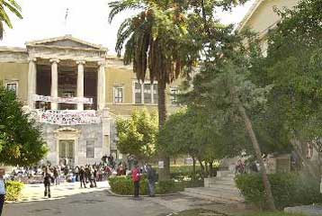 Πρόταση Σπηλιωτόπουλου σε Κακλαμάνη για τη μεταφορά των τμημάτων του ΕΜΠ