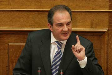 Καμία ανοχή στη βία, τόνισε ο πρωθυπουργός στη Βουλή