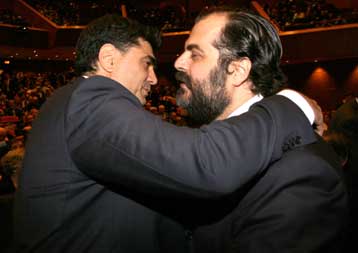 Στήριξη Τζίγγερ στον Πατέρα για την προεδρία του ΠΑΟ