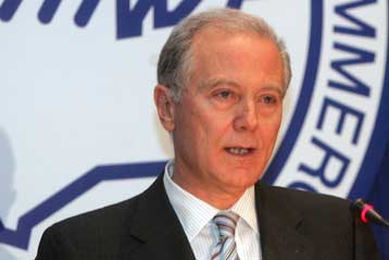 Μηδαμινή ανάπτυξη και μείωση της απασχόλησης προβλέπει ο Γ.Προβόπουλος