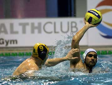 «Προσγειωμένοι» στον Ολυμπιακό, παρά τη μεγάλη νίκη επί της Μλάντοστ