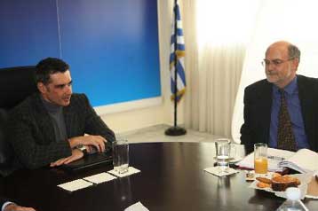 Θεσμικά και οικονομικά αιτήματα έθεσε η ΠΟΣΔΕΠ στον Αρη Σπηλιωτόπουλο