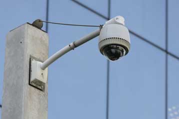 Παρακολούθηση χωρίς εισαγγελική εντολή στο νέο καθεστώς για τις κάμερες