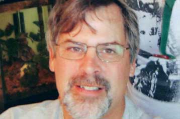 Θρίλερ με την ομηρία του Αμερικανού πλοιάρχου στα ανοιχτά της Σομαλίας