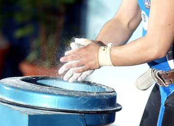 Στη 19η θέση των 85κ. ο Δεμελίδης στο Ευρωπαϊκό άρσης βαρών