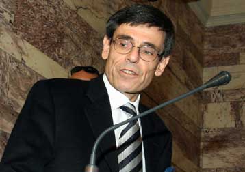 Ενώπιον της Προανακριτικής για το θέμα Παυλίδη ο Γ.Αγγέλου