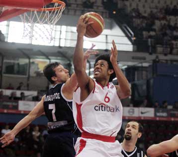 Δύο αγωνιστικές πριν από το ρεκόρ ο Ολυμπιακός