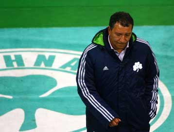 Νέο «κήρυγμα» Τεν Κάτε στους παίκτες, οι Αγγλοι… στέλνουν Σισέ στον Παναθηναϊκό