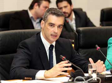 Τοποθέτηση ψυχολόγων στα σχολεία στους στόχους του υπουργείου Παιδείας