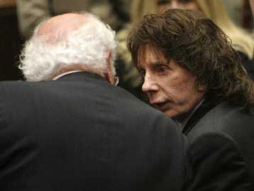 Ένοχος για τη δολοφονία της Λάνα Κλάρκσον κρίθηκε ο Φιλ Σπέκτορ