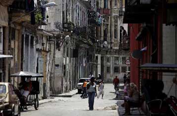 Αρση του αποκλεισμού της Κούβας ζητά ο Φ.Κάστρο και αρνείται τις «ελεημοσύνες»