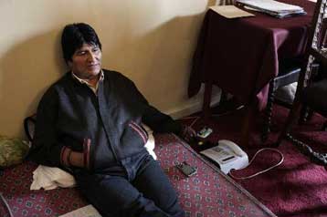 Ο βολιβιανός εκλογικός νόμος εγκρίθηκε, ο Έβο Μοράλες… ξανατρώει