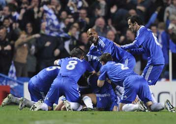 Δύο εισιτήρια μένουν για την 4άδα του Champions League