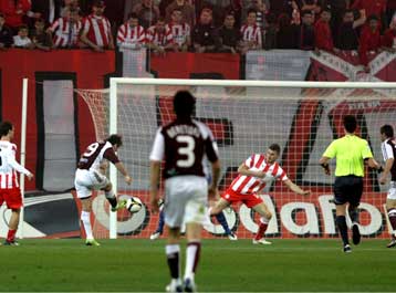 Αιχμές από την Πολωνία για… σκιές στο «διπλό» της Λάρισας στο Καραϊσκάκη