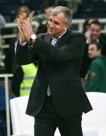 «Να δούμε καλό μπάσκετ και να κερδίσει ο καλύτερος» είπε ο Ομπράντοβιτς για Βερολίνο