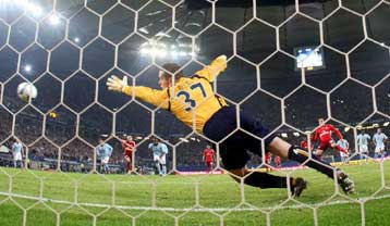 Κλείνουν τρία εισιτήρια και σε αναμονή αυτό για Ντιναμό-Παρί Σεν Ζερμέν