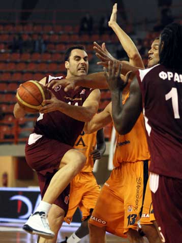 Η Λάρισα υπέστη συντριβή… γοήτρου από την Ολύμπια στο ντέρμπι της πόλης