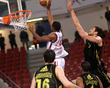 Πρόβα τζενεράλε για τα πλέι οφ, Πανιώνιος – Αρης 89-85 στην παράταση