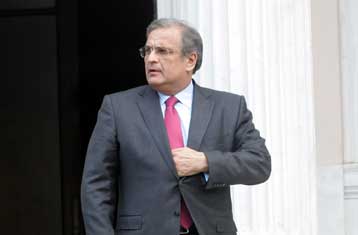 Αποφασισμένος για μείωση ελλείμματος και χρέους εμφανίστηκε ο Γ.Παπαθανασίου