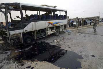 Eπίθεση αυτοκτονίας σε στρατιωτική βάση στο Ιράκ με θύματα στρατιώτες