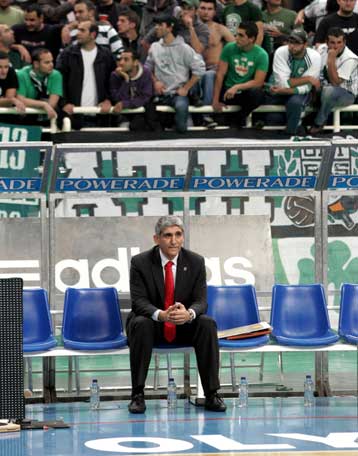 Ψυχρά και… ψύχραιμα, ο Γιαννάκης κόντρα στον ΠΑΟ