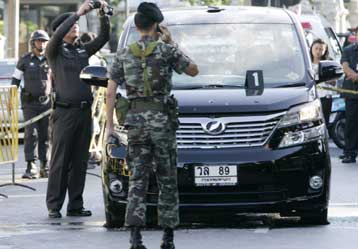 Απόπειρα δολοφονίας του ηγέτη των «κίτρινων πουκάμισων» στην Ταϊλάνδη