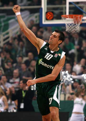 «Δουλειά… όχι κάτι μαγικό» δήλωσε ο Χατζηβρέττας για το «μυστικό» του Παναθηναϊκού