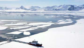 Σε ισχύ νέοι κανόνες για τα τουριστικά ταξίδια στην Ανταρκτική