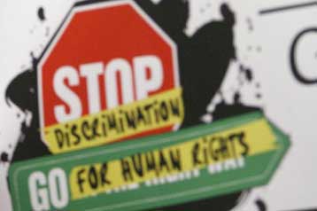 Διχάζει πριν καν αρχίσει η διάσκεψη του ΟΗΕ κατά του ρατσισμού