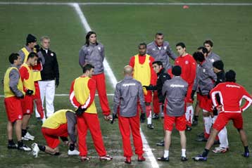 Προσμονή στο Βιετνάμ για το καλοκαιρινό φιλικό με τον Ολυμπιακό