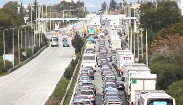 Με δόσεις η επιστροφή των εκδρομέων του Πάσχα