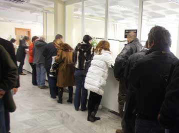 Νέο σαφάρι των ΔΟΥ μέχρι τα τέλη Ιουνίου για την είσπραξη 2,5 δισ. ευρώ