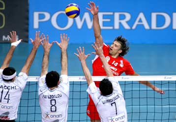 O Ολυμπιακός «σκούπισε» την ΕΑΠ και πέρασε πρώτος στον τελικό της Α1 βόλεϊ