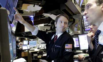 Ισχυρά κέρδη στη Γουόλ Στριτ με επίκεντρο τις τράπεζες