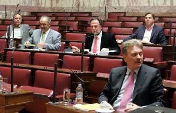 Υπέρ της παραπομπής του Αρ.Παυλίδη τάσσεται σύσσωμη η Αντιπολίτευση