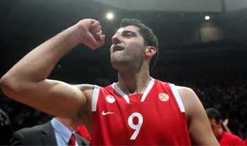 «Πάμε για τον τίτλο και όχι απλά για να νικήσουμε τον ΠΑΟ» ξεκαθάρισε ο Μπουρούσης