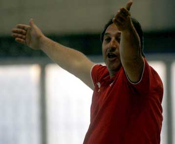 Πήραμε αυτό που αξίζαμε, εκτιμά ο Πάτερος για τον αποκλεισμό του Ολυμπιακού