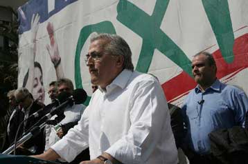 «Σήμα» για ανεξέλεγκτα 4ήμερα και ελαστικοποίηση έδωσε η κυβέρνηση, λέει η ΓΣΕΕ